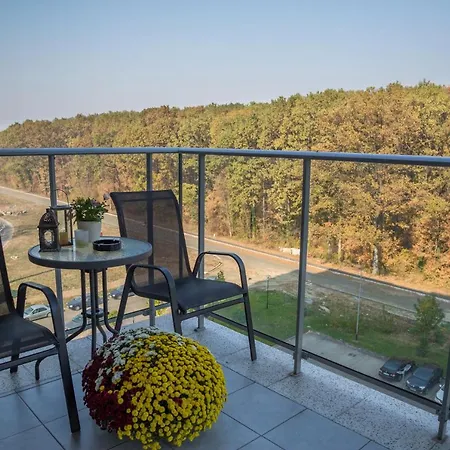 Adora Glamour Forest View